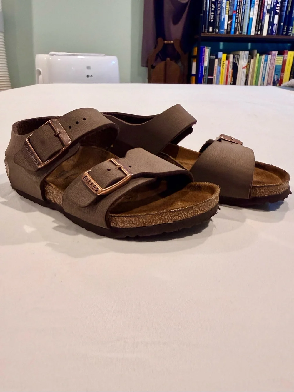 Birkenstock Kids New York Sandals Boys 11 Girls Mocha Two Straps Backstrap